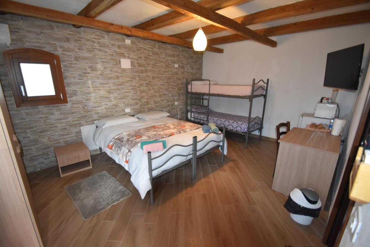 Appartamento Il Fienile Адриа Экстерьер фото